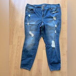 Torrid Distressed Blue Jeans Jegging